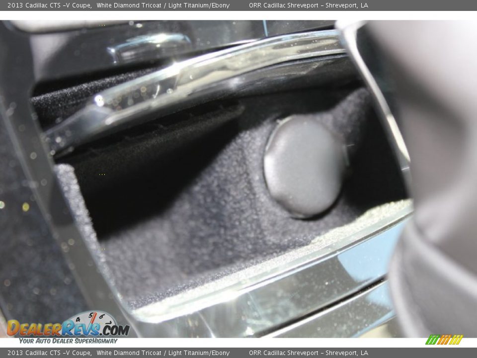 2013 Cadillac CTS -V Coupe White Diamond Tricoat / Light Titanium/Ebony Photo #30