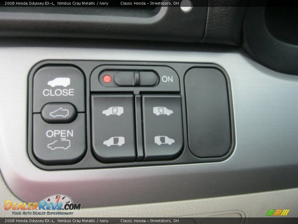 2008 Honda Odyssey EX-L Nimbus Gray Metallic / Ivory Photo #17