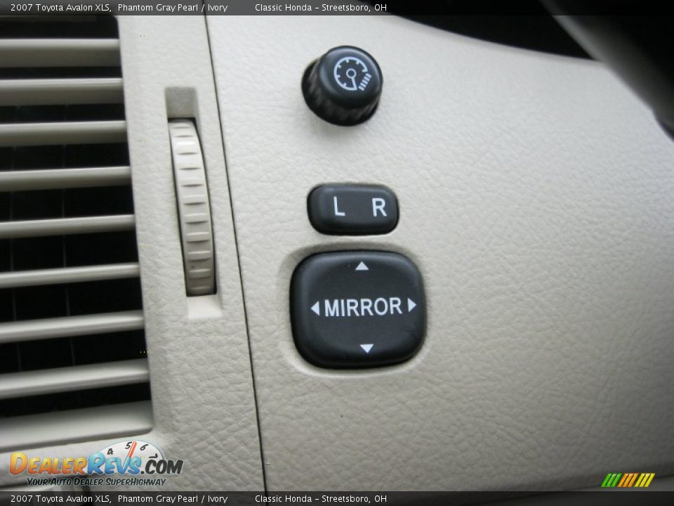 2007 Toyota Avalon XLS Phantom Gray Pearl / Ivory Photo #17