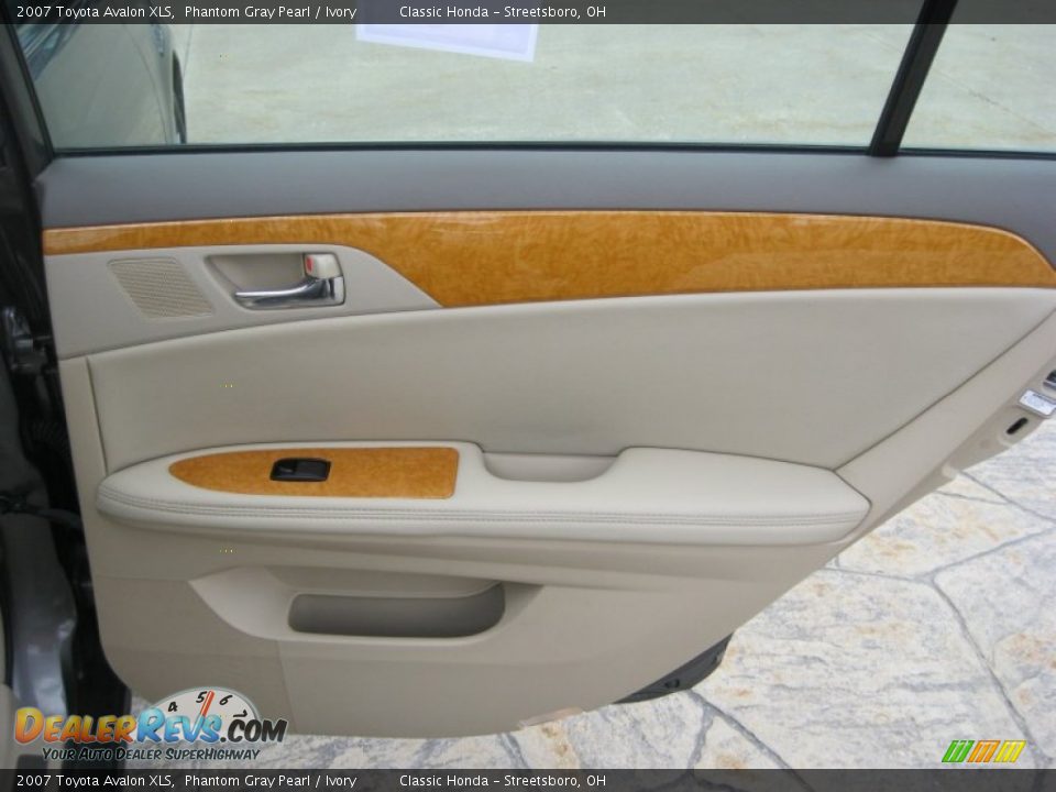 2007 Toyota Avalon XLS Phantom Gray Pearl / Ivory Photo #35