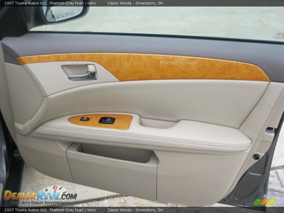 2007 Toyota Avalon XLS Phantom Gray Pearl / Ivory Photo #36