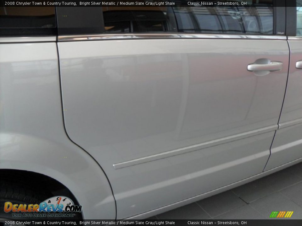2008 Chrysler Town & Country Touring Bright Silver Metallic / Medium Slate Gray/Light Shale Photo #5