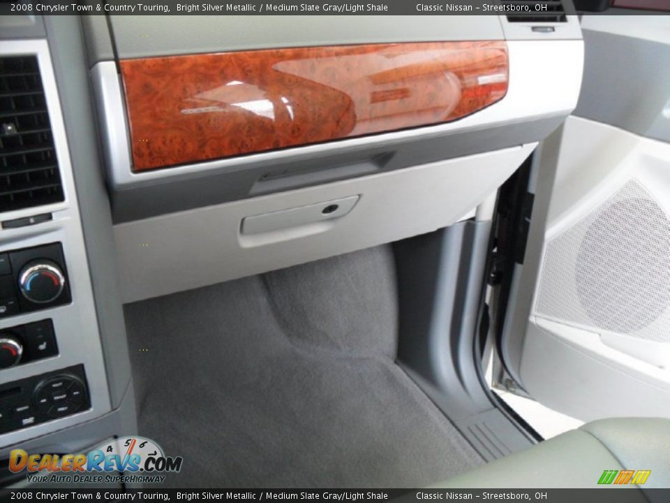 2008 Chrysler Town & Country Touring Bright Silver Metallic / Medium Slate Gray/Light Shale Photo #24