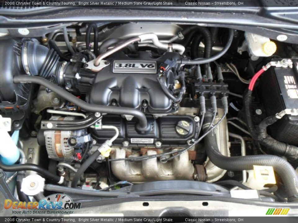 2008 Chrysler Town & Country Touring Bright Silver Metallic / Medium Slate Gray/Light Shale Photo #32