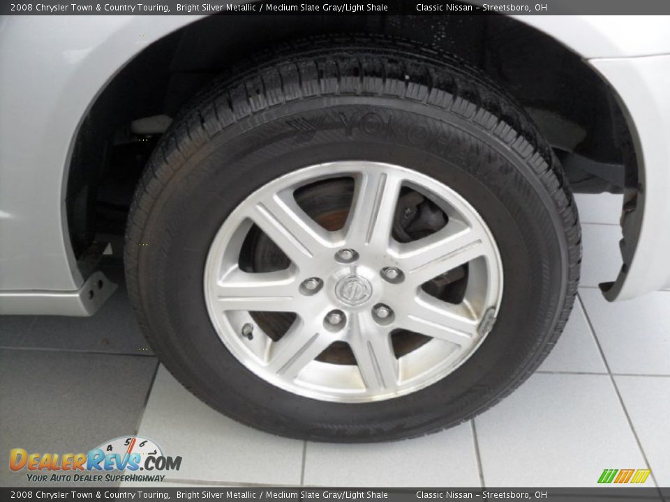 2008 Chrysler Town & Country Touring Bright Silver Metallic / Medium Slate Gray/Light Shale Photo #35