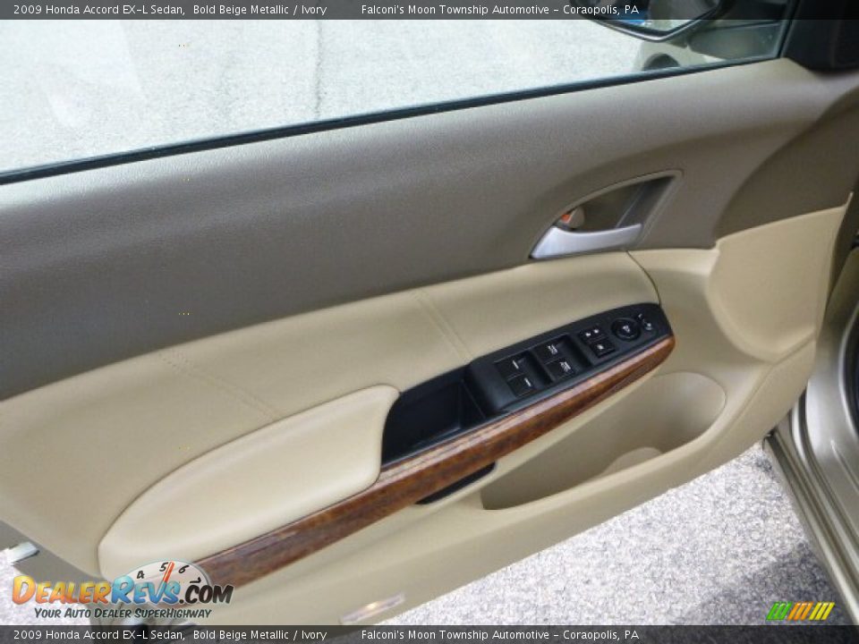 2009 Honda Accord EX-L Sedan Bold Beige Metallic / Ivory Photo #19