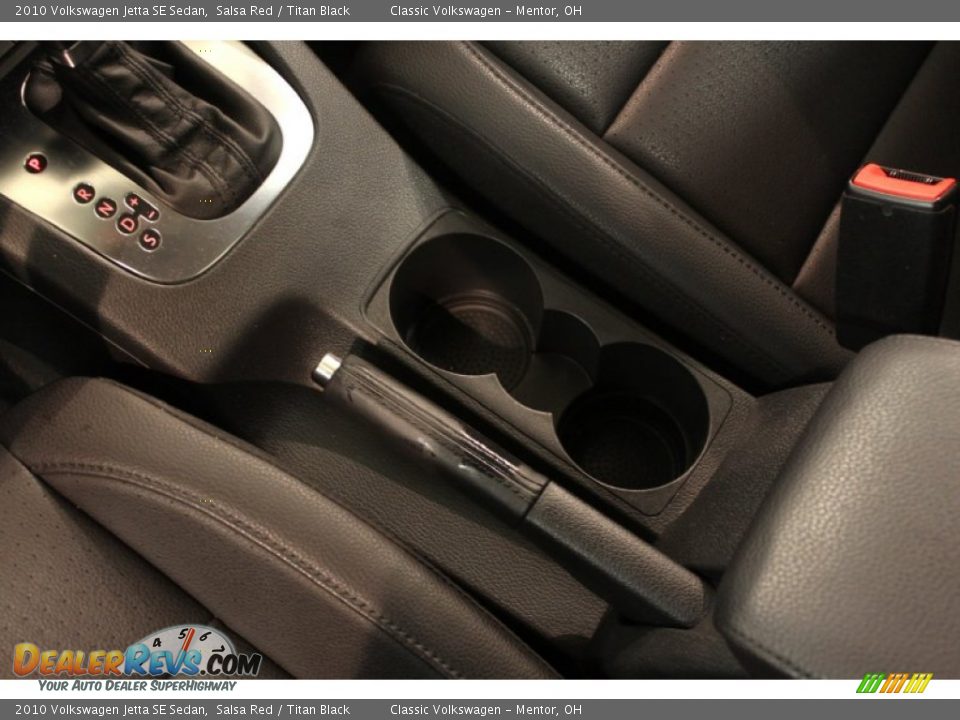2010 Volkswagen Jetta SE Sedan Salsa Red / Titan Black Photo #16