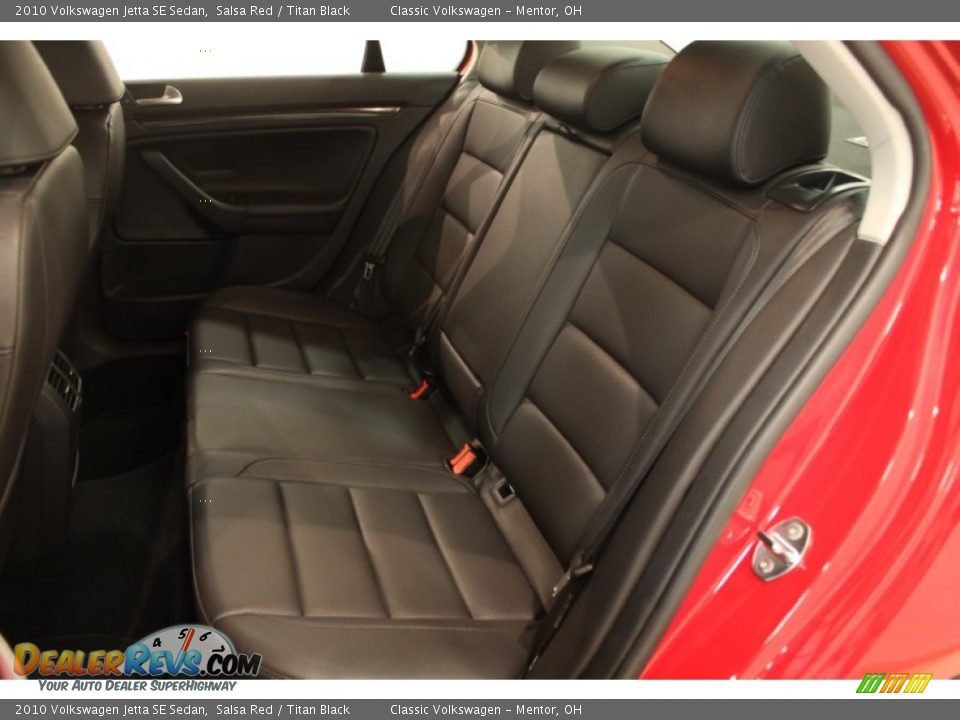 2010 Volkswagen Jetta SE Sedan Salsa Red / Titan Black Photo #19