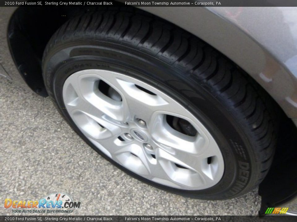 2010 Ford Fusion SE Sterling Grey Metallic / Charcoal Black Photo #9