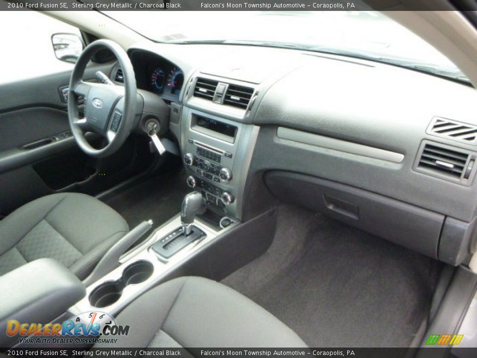 2010 Ford Fusion SE Sterling Grey Metallic / Charcoal Black Photo #11