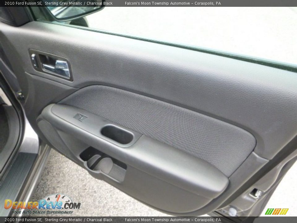2010 Ford Fusion SE Sterling Grey Metallic / Charcoal Black Photo #12
