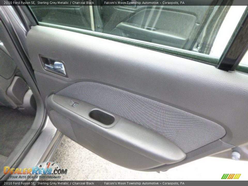 2010 Ford Fusion SE Sterling Grey Metallic / Charcoal Black Photo #14