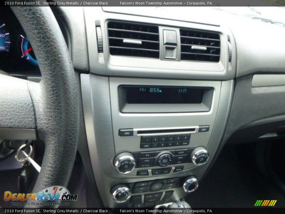 2010 Ford Fusion SE Sterling Grey Metallic / Charcoal Black Photo #23