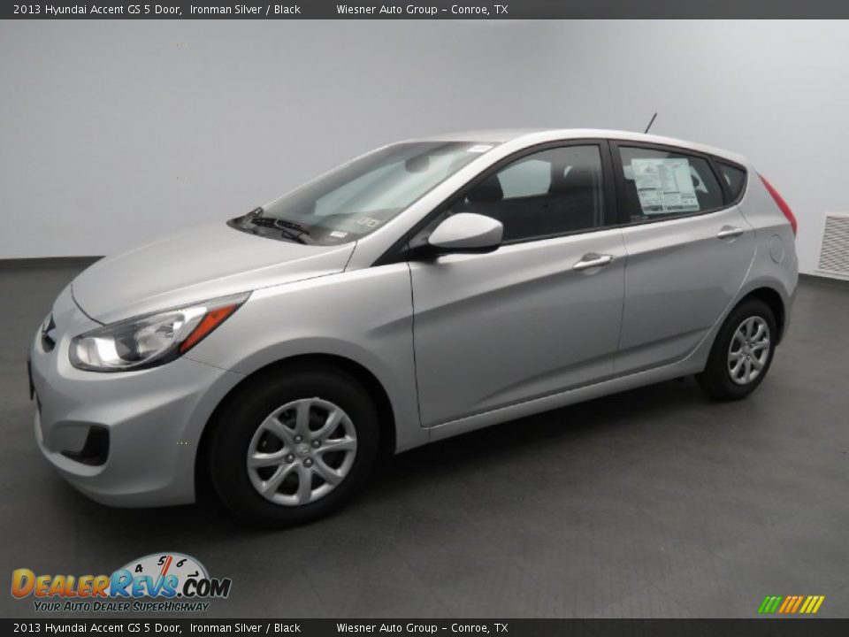 2013 Hyundai Accent GS 5 Door Ironman Silver / Black Photo #1
