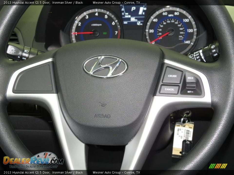 2013 Hyundai Accent GS 5 Door Ironman Silver / Black Photo #4
