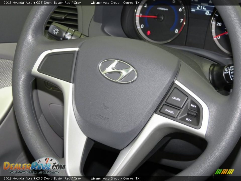 2013 Hyundai Accent GS 5 Door Boston Red / Gray Photo #5