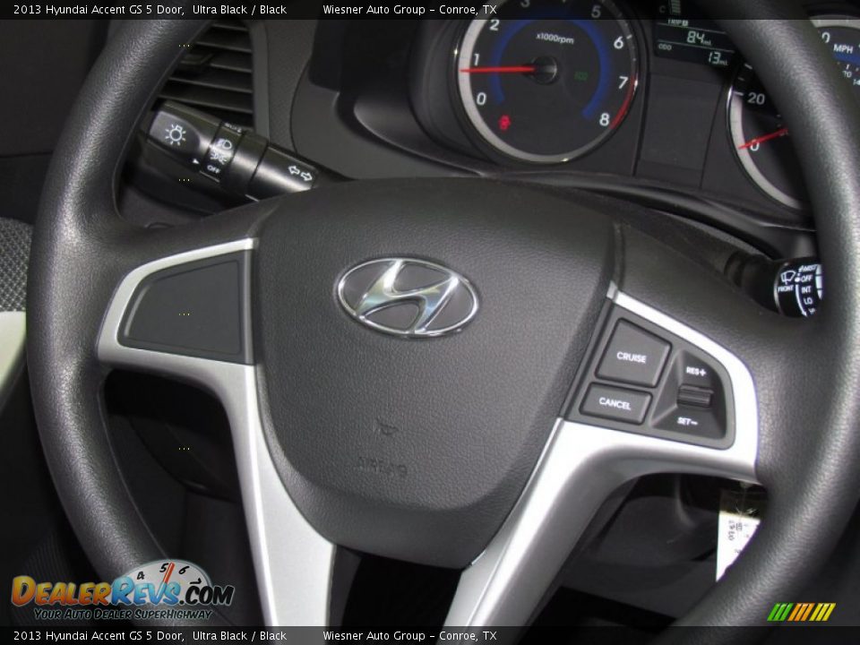 2013 Hyundai Accent GS 5 Door Ultra Black / Black Photo #5
