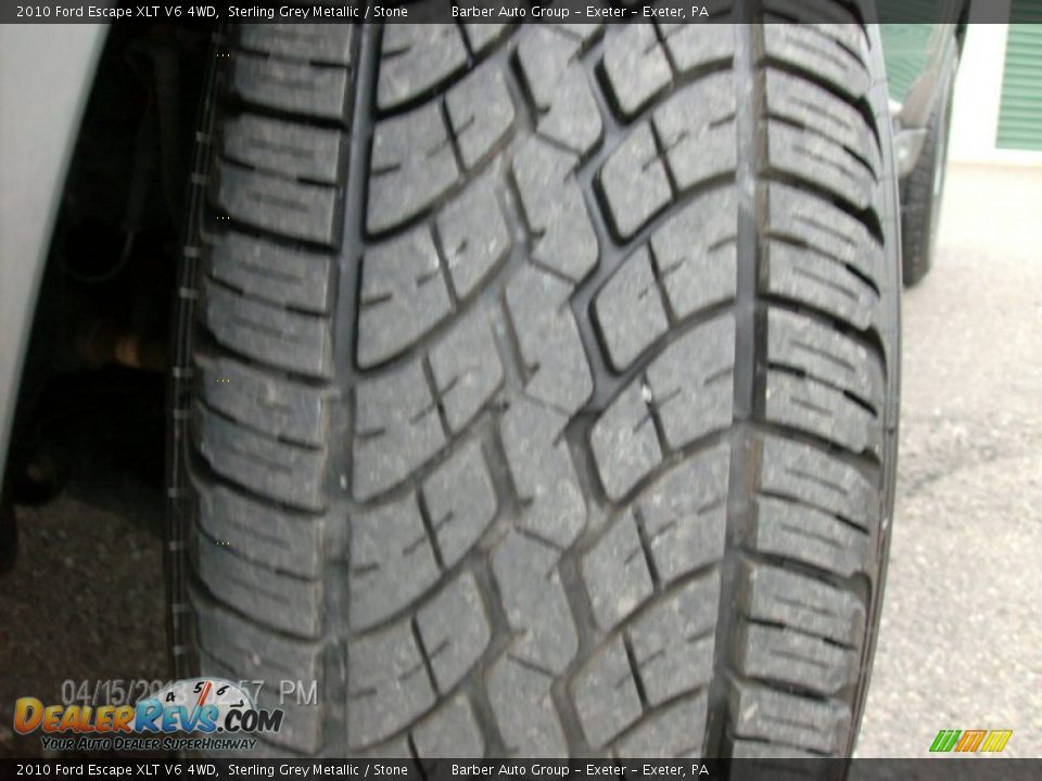 2010 Ford Escape XLT V6 4WD Sterling Grey Metallic / Stone Photo #13