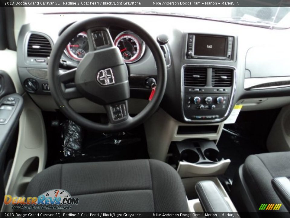 2013 Dodge Grand Caravan SE Redline 2 Coat Pearl / Black/Light Graystone Photo #4