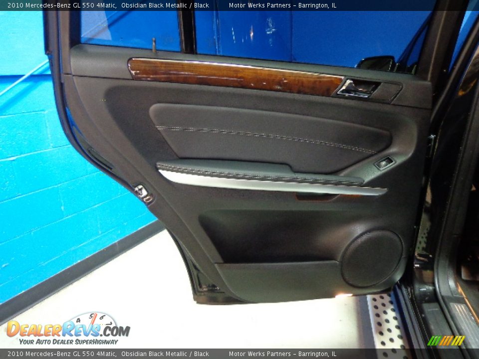 2010 Mercedes-Benz GL 550 4Matic Obsidian Black Metallic / Black Photo #19