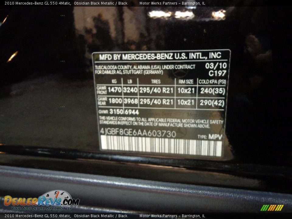 2010 Mercedes-Benz GL 550 4Matic Obsidian Black Metallic / Black Photo #33