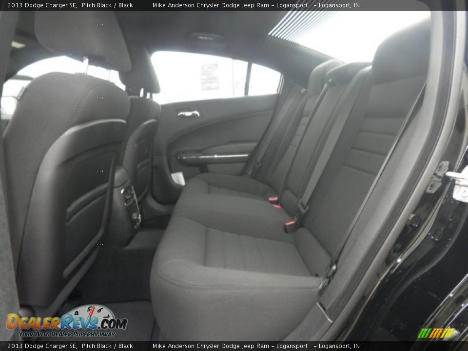 2013 Dodge Charger SE Pitch Black / Black Photo #5