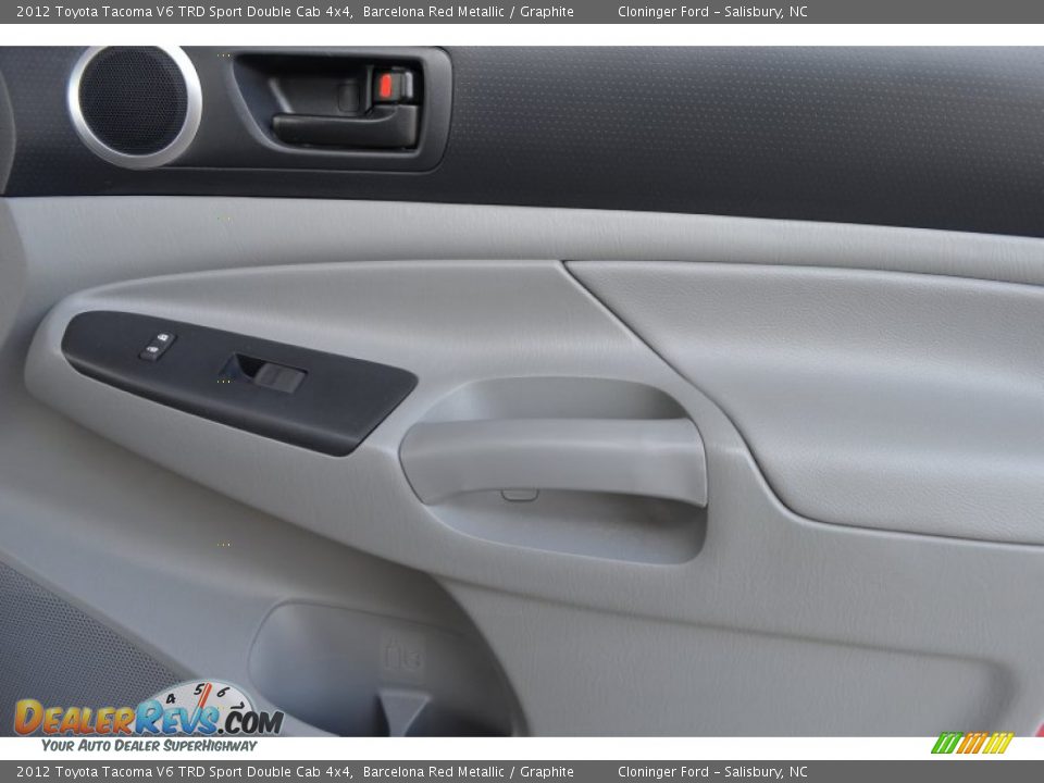 2012 Toyota Tacoma V6 TRD Sport Double Cab 4x4 Barcelona Red Metallic / Graphite Photo #16