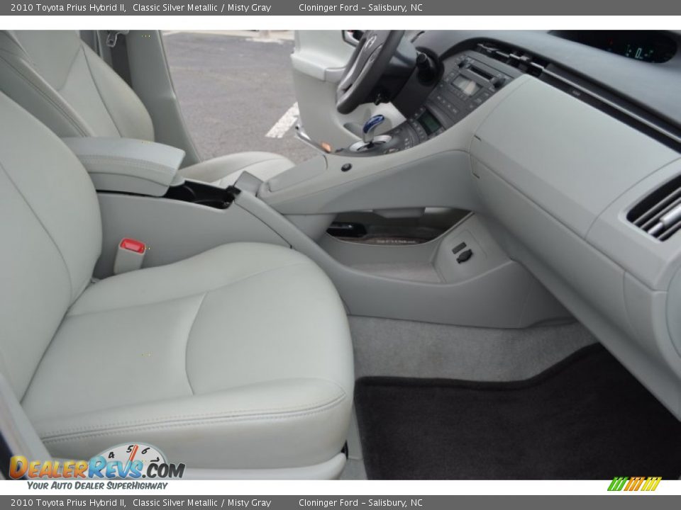 2010 Toyota Prius Hybrid II Classic Silver Metallic / Misty Gray Photo #15