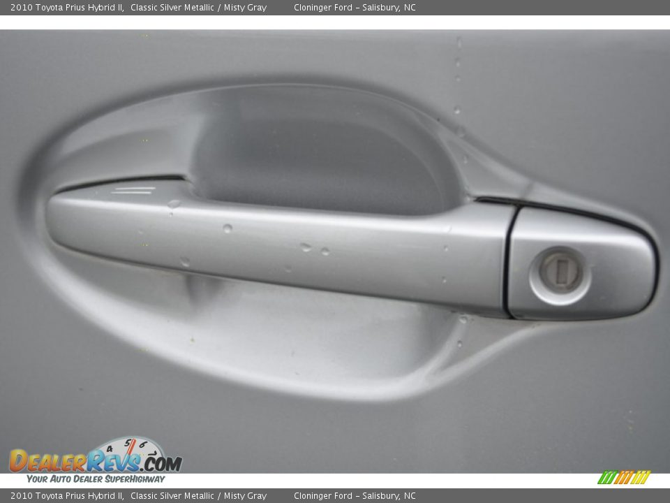 2010 Toyota Prius Hybrid II Classic Silver Metallic / Misty Gray Photo #22