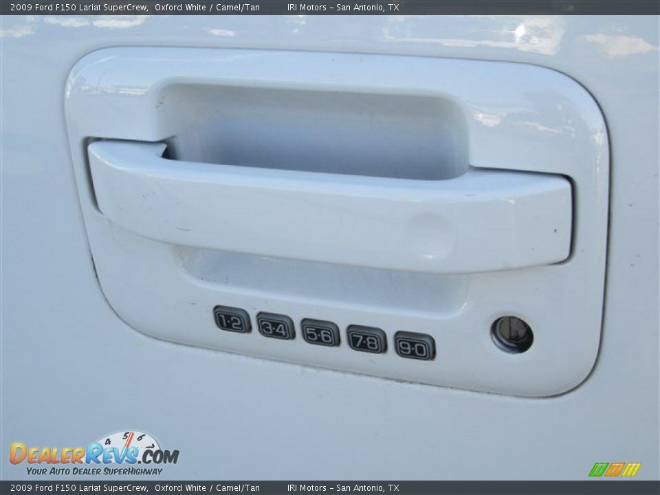 2009 Ford F150 Lariat SuperCrew Oxford White / Camel/Tan Photo #11