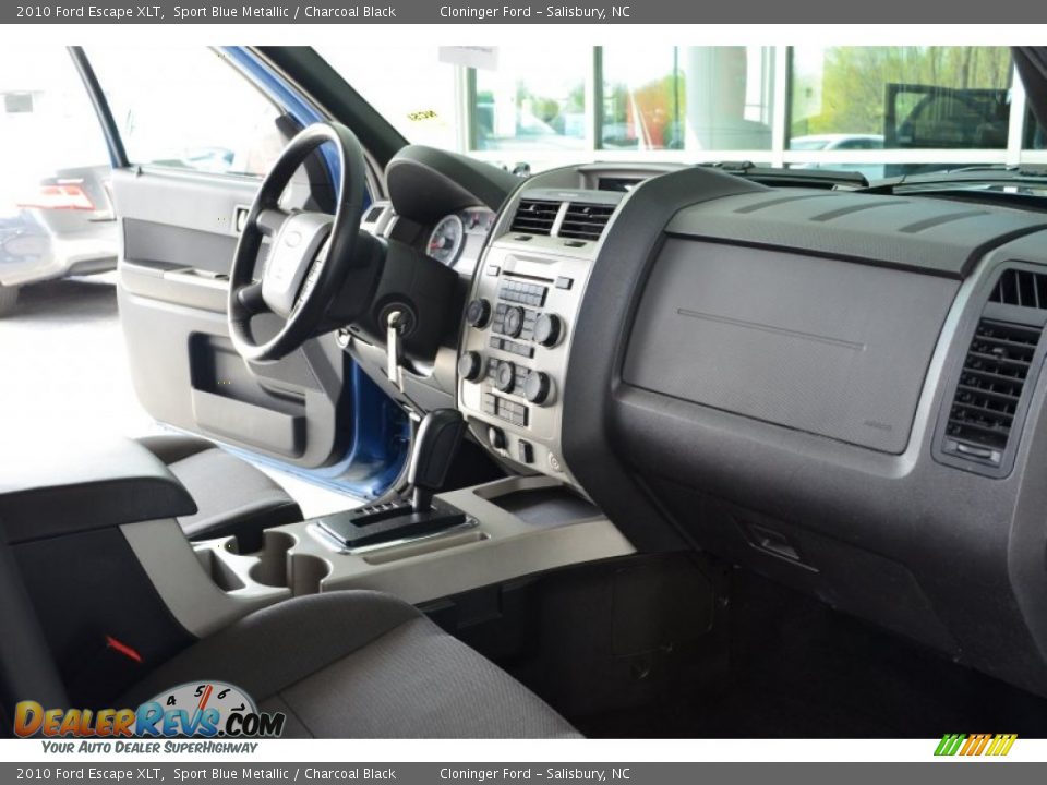 2010 Ford Escape XLT Sport Blue Metallic / Charcoal Black Photo #16