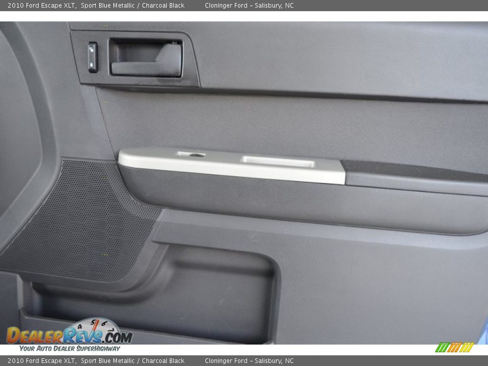 2010 Ford Escape XLT Sport Blue Metallic / Charcoal Black Photo #17