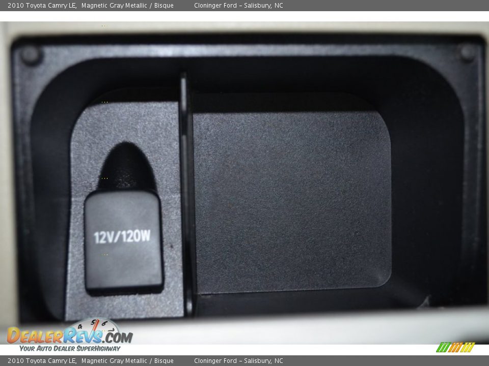 2010 Toyota Camry LE Magnetic Gray Metallic / Bisque Photo #30