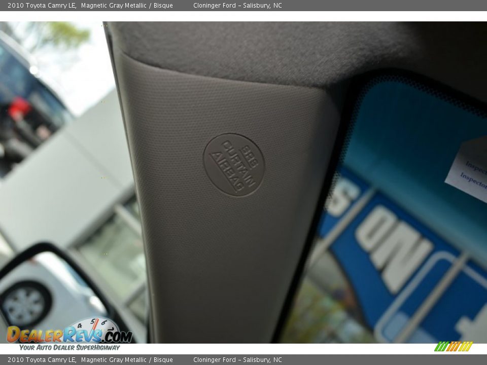 2010 Toyota Camry LE Magnetic Gray Metallic / Bisque Photo #32