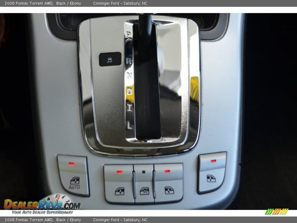 2008 Pontiac Torrent AWD Black / Ebony Photo #29