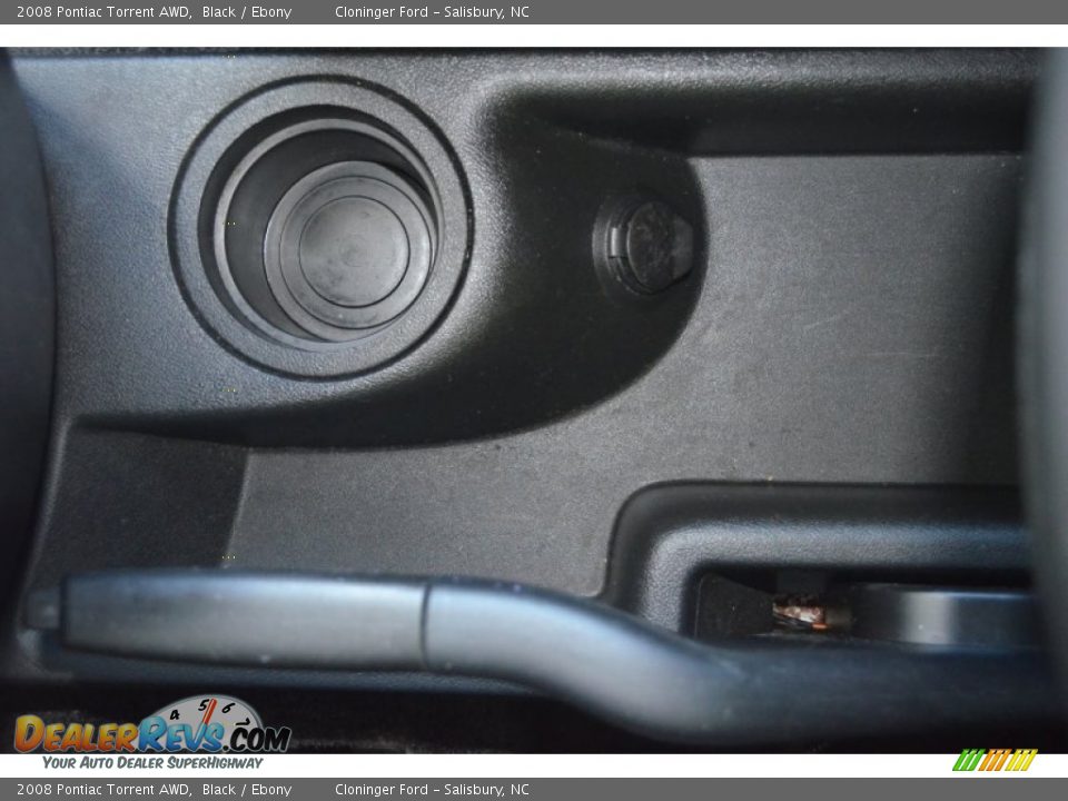 2008 Pontiac Torrent AWD Black / Ebony Photo #30