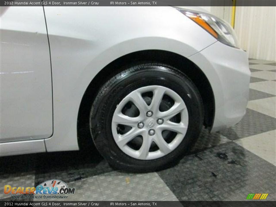 2012 Hyundai Accent GLS 4 Door Ironman Silver / Gray Photo #8
