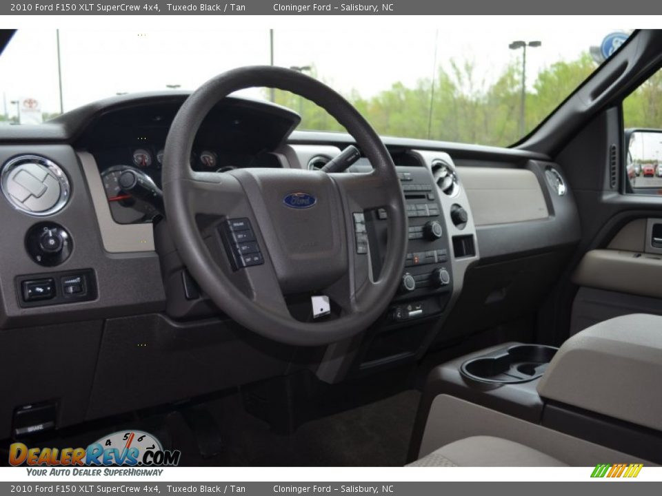 2010 Ford F150 XLT SuperCrew 4x4 Tuxedo Black / Tan Photo #11