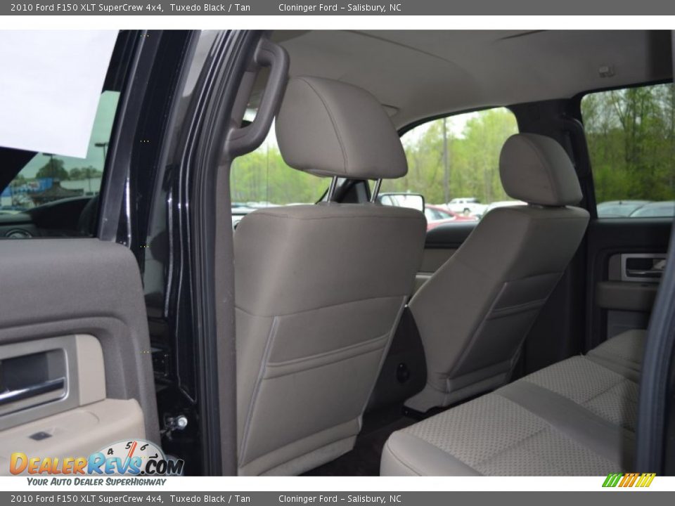 2010 Ford F150 XLT SuperCrew 4x4 Tuxedo Black / Tan Photo #12