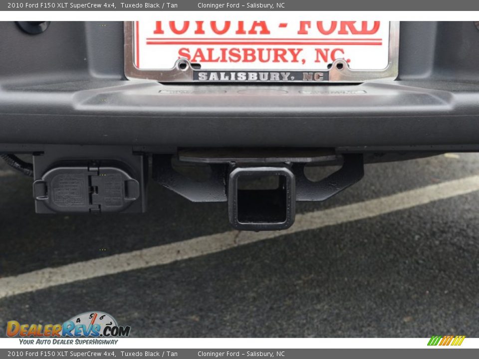 2010 Ford F150 XLT SuperCrew 4x4 Tuxedo Black / Tan Photo #22