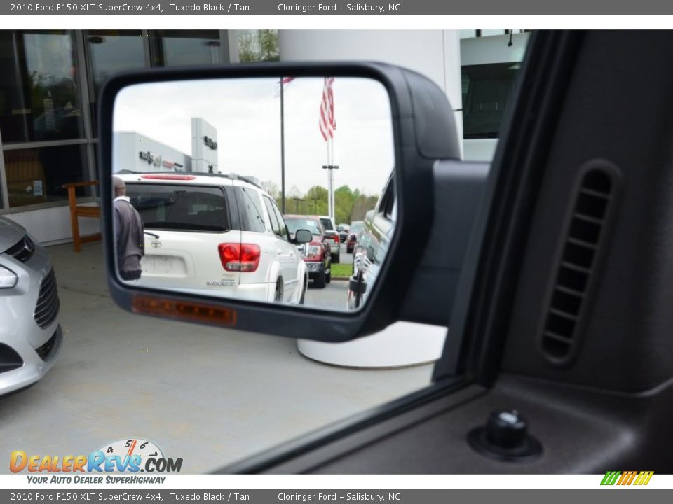 2010 Ford F150 XLT SuperCrew 4x4 Tuxedo Black / Tan Photo #36