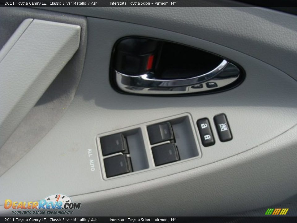 2011 Toyota Camry LE Classic Silver Metallic / Ash Photo #15