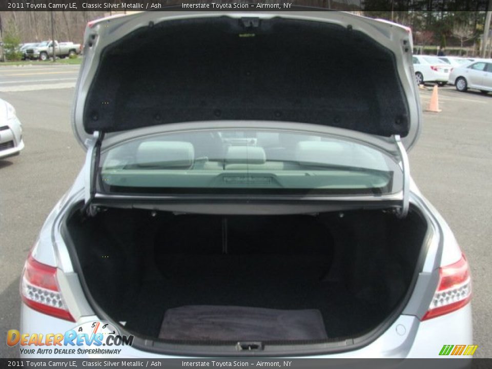 2011 Toyota Camry LE Classic Silver Metallic / Ash Photo #18