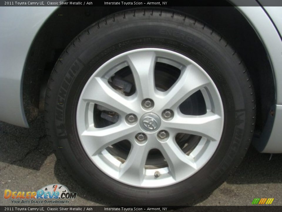2011 Toyota Camry LE Classic Silver Metallic / Ash Photo #23