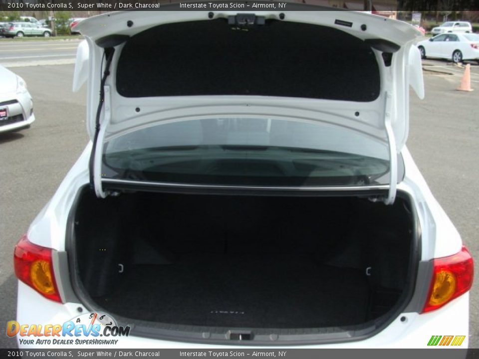 2010 Toyota Corolla S Super White / Dark Charcoal Photo #18