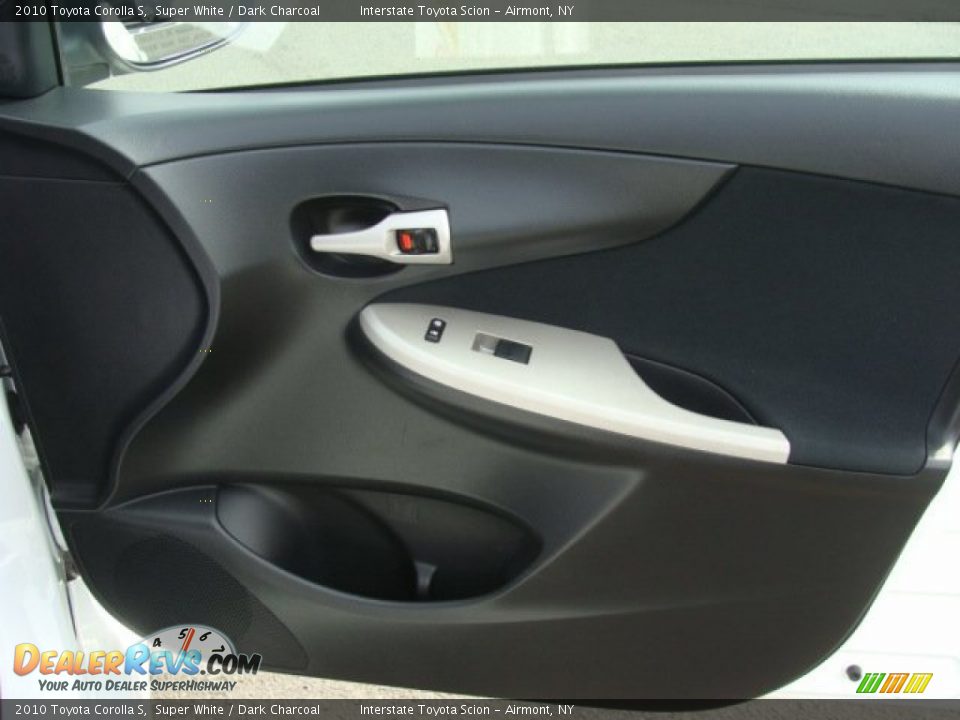 2010 Toyota Corolla S Super White / Dark Charcoal Photo #20