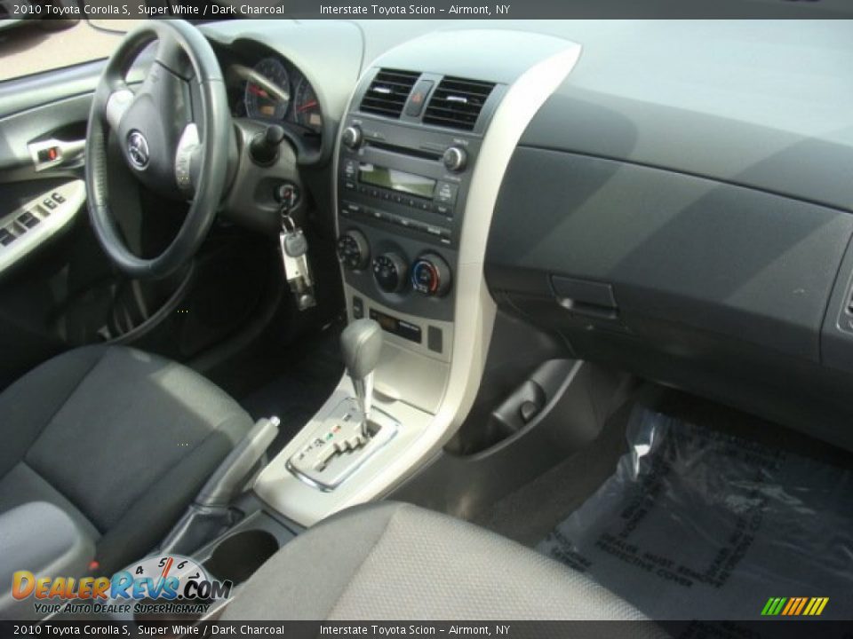 2010 Toyota Corolla S Super White / Dark Charcoal Photo #21