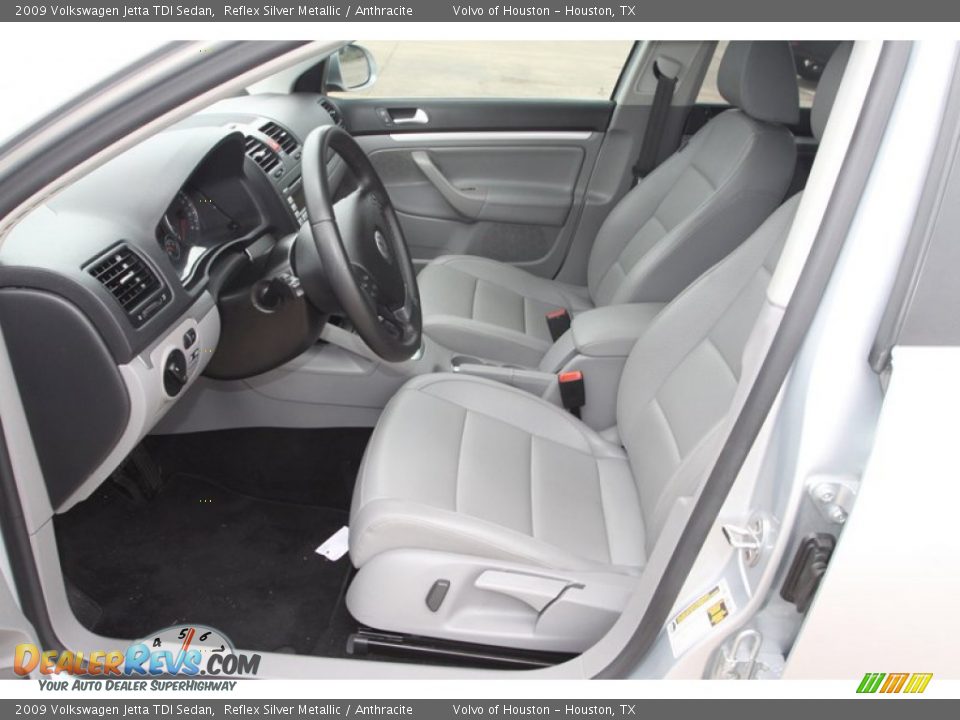 Front Seat of 2009 Volkswagen Jetta TDI Sedan Photo #13