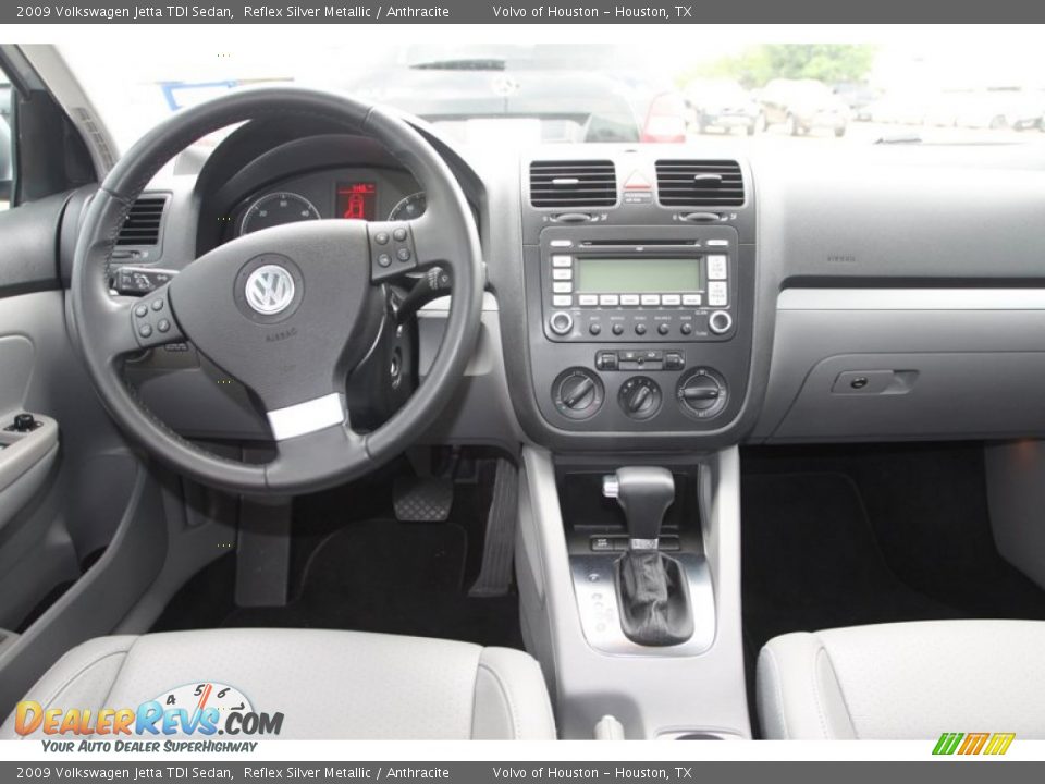 2009 Volkswagen Jetta TDI Sedan Reflex Silver Metallic / Anthracite Photo #16