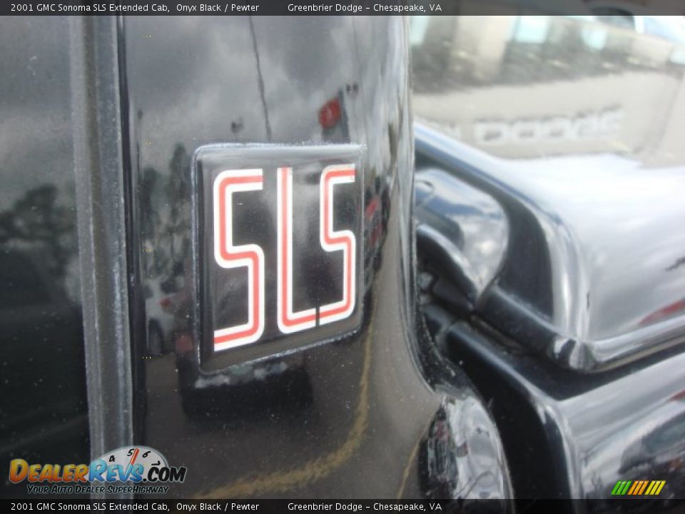 2001 GMC Sonoma SLS Extended Cab Logo Photo #20